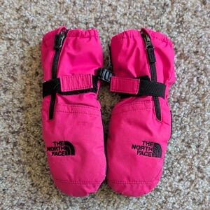 The North Face Kids' Fuchsia Mittens